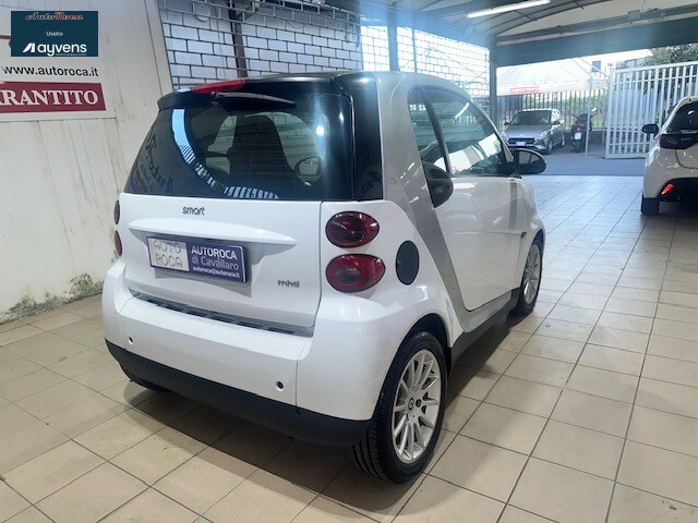 SMART fortwo 2ª serie fortwo 1000 52 kW MHD coupé passion