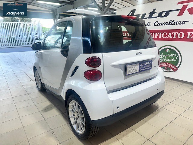 SMART fortwo 2ª serie fortwo 1000 52 kW MHD coupé passion