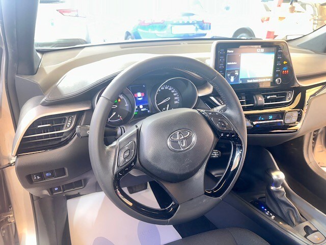 TOYOTA C-HR (2016-2023) C-HR 1.8 Hybrid E-CVT Business