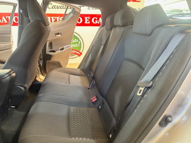 TOYOTA C-HR (2016-2023) C-HR 1.8 Hybrid E-CVT Business